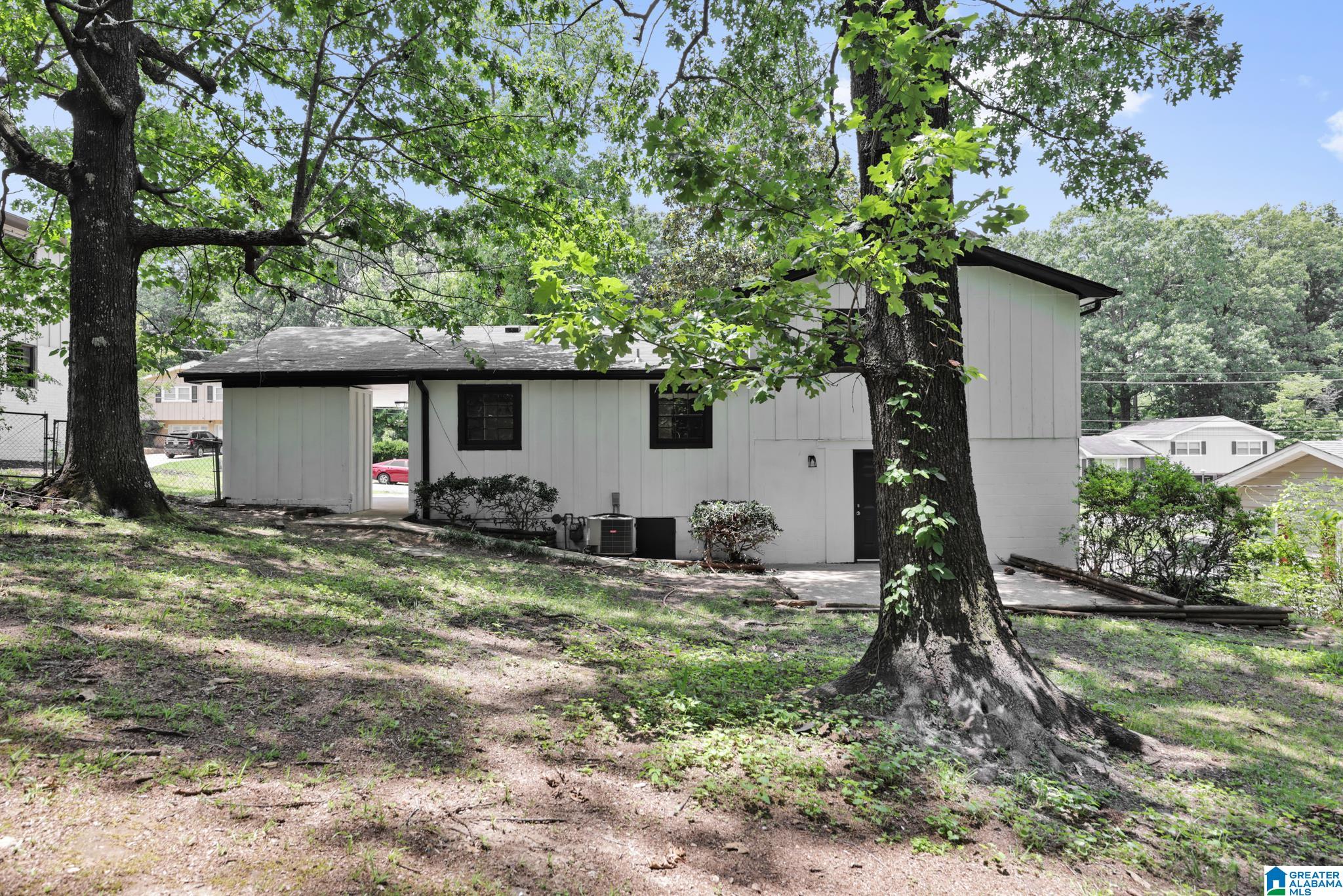 1419 4th Way Northwest Center Point, AL 35215 - Photo 5 of 16