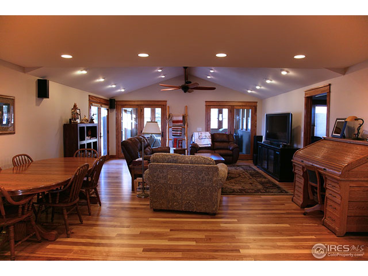5974 St Vrain Road Longmont, CO 80503 - Photo 3 of 15 Gallery Image 3