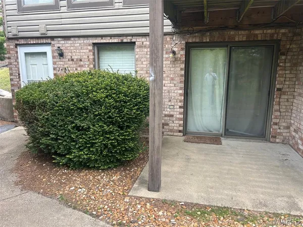 $60,000 | 145 Sandridge Drive, Collinsville, IL 62234