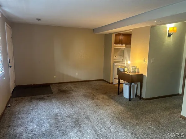 $60,000 | 145 Sandridge Drive, Collinsville, IL 62234