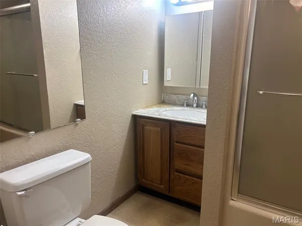 $60,000 | 145 Sandridge Drive, Collinsville, IL 62234