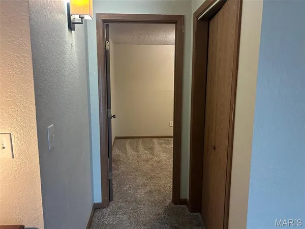 $60,000 | 145 Sandridge Drive, Collinsville, IL 62234