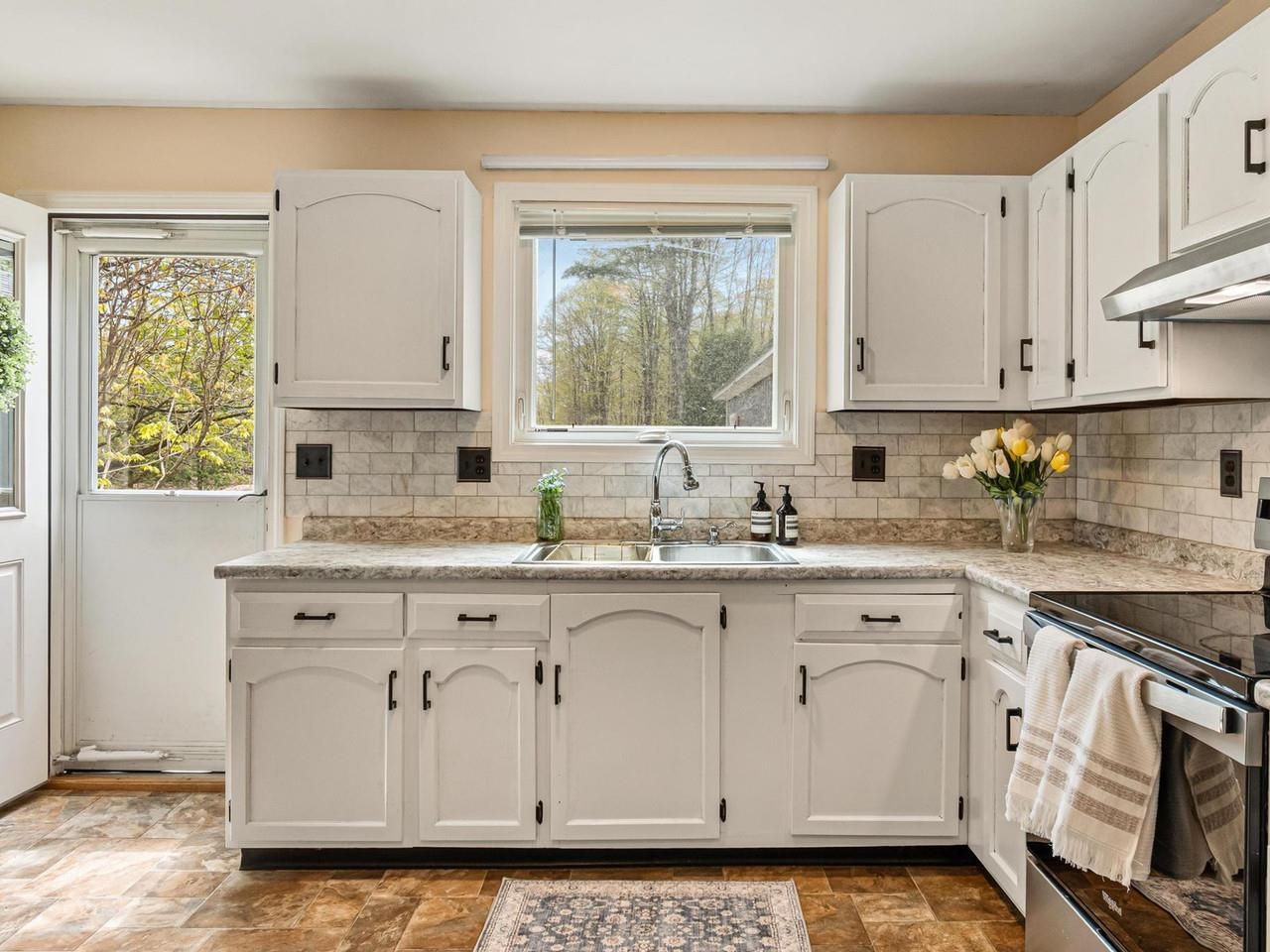 1593 N Road Hinesburg, VT 05461 - Photo 29 of 45