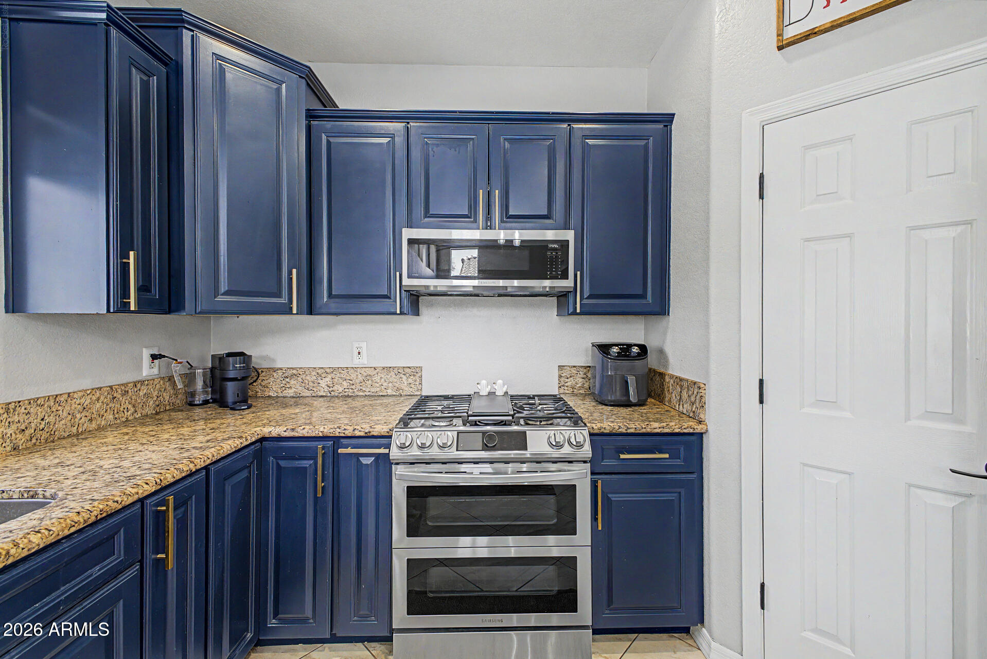 2845 East Fremont Road Phoenix, AZ 85042 - Photo 17 of 43 19 - Fremont