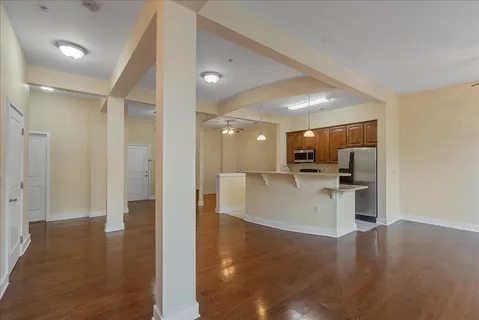 $449,000 | 3 Greenwich Drive, Unit 85, Jersey City, NJ 07305