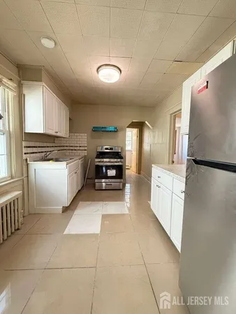$3,300 | 30 Jefferson Avenue, Plainfield, NJ 07063