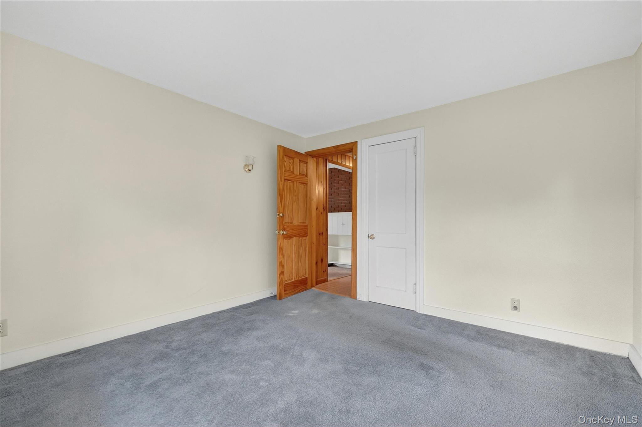 17 Holt Road Hyde Park, NY 12538 - Photo 12 of 44