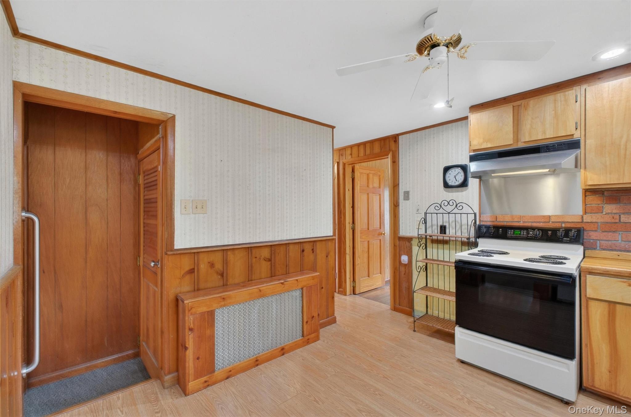 17 Holt Road Hyde Park, NY 12538 - Photo 17 of 44