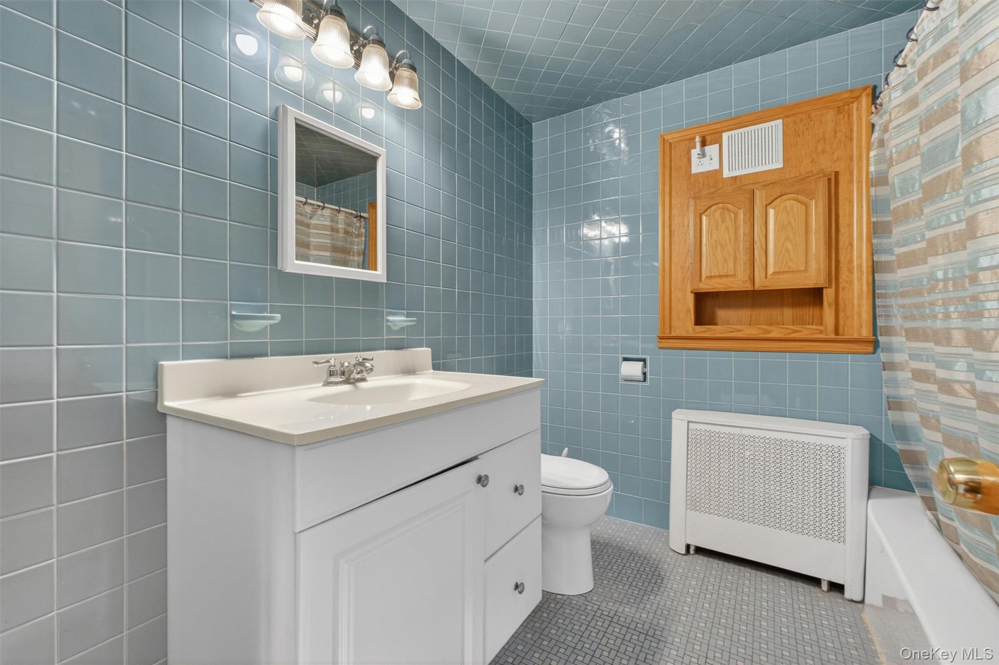 17 Holt Road Hyde Park, NY 12538 - Photo 10 of 44