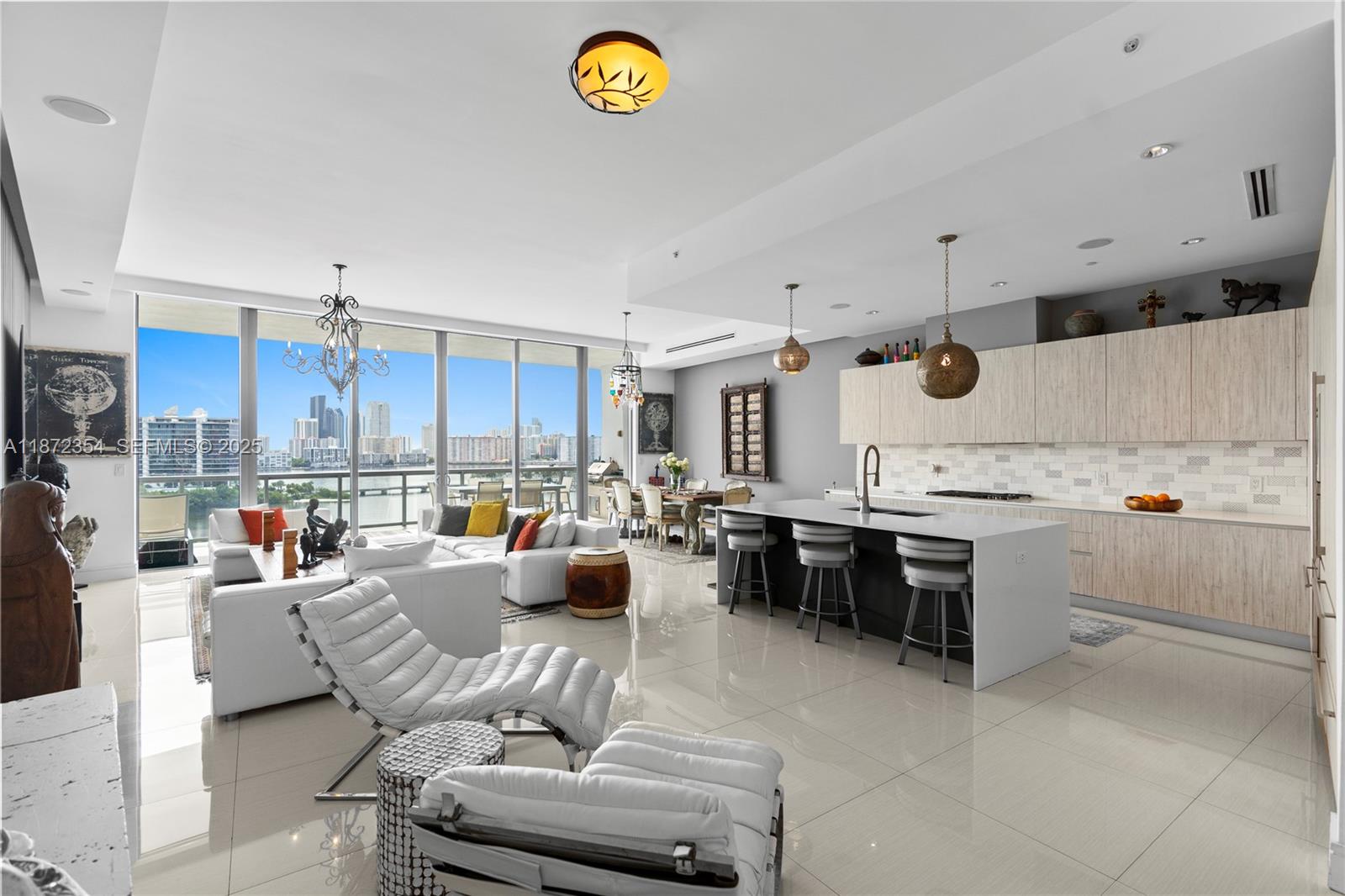 3300 Northeast 188th Street, Unit LPH16 Aventura, FL 33180 - Photo 22 of 47