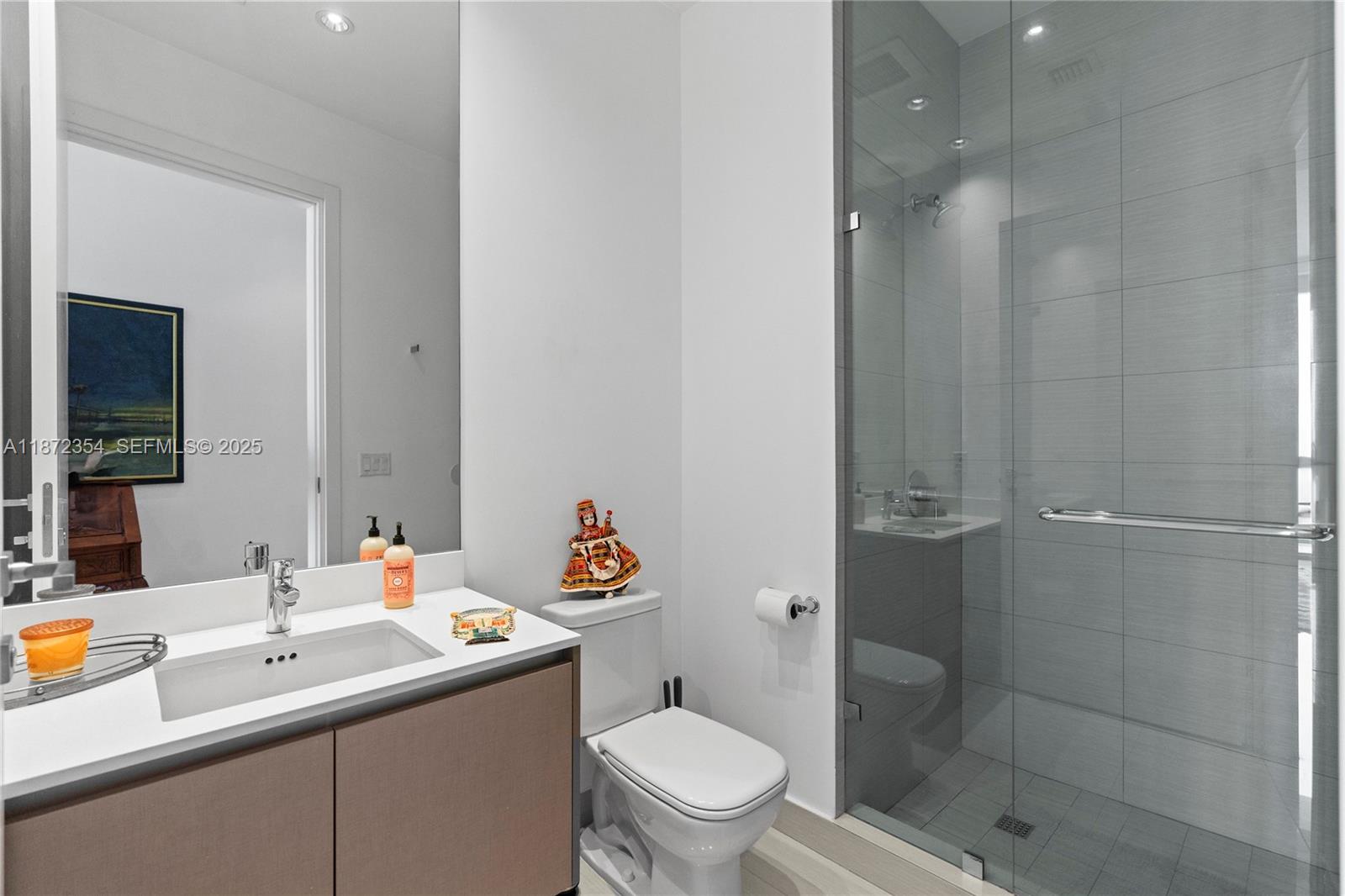 3300 Northeast 188th Street, Unit LPH16 Aventura, FL 33180 - Photo 36 of 47