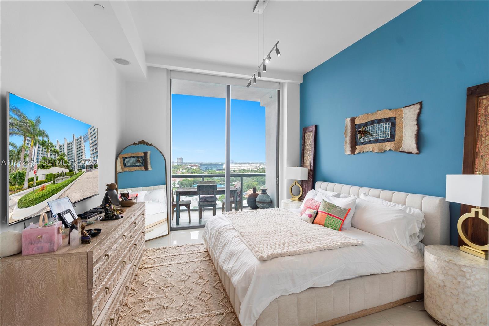 3300 Northeast 188th Street, Unit LPH16 Aventura, FL 33180 - Photo 39 of 47