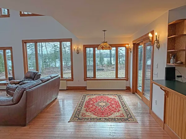 $1,350,000 | 84 Mosely Point Lane, Lamoine, ME 04605