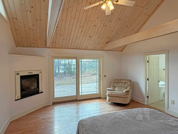 $1,350,000 | 84 Mosely Point Lane, Lamoine, ME 04605