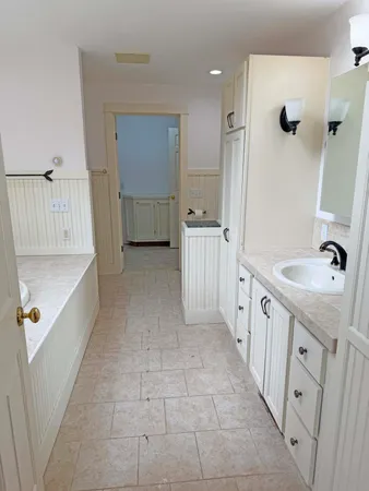 $1,350,000 | 84 Mosely Point Lane, Lamoine, ME 04605