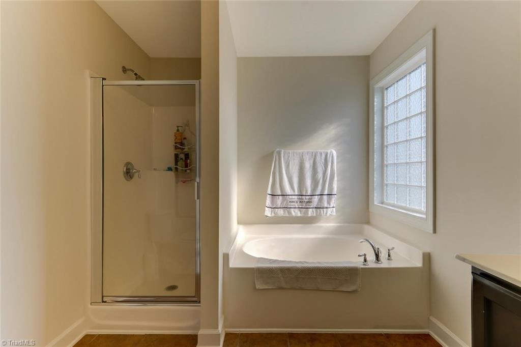 5404 Broadleaf Road Summerfield, NC 27358 - Photo 17 of 30 Gallery Image 17