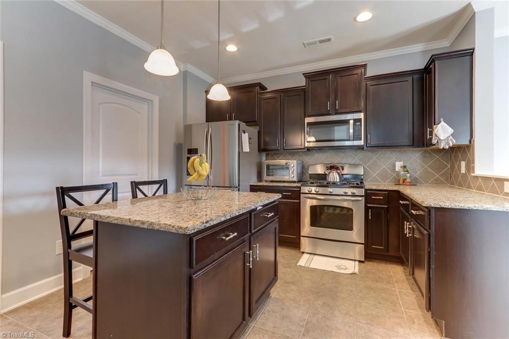 5404 Broadleaf Road Summerfield, NC 27358 - Photo 9 of 30 Gallery Image 9
