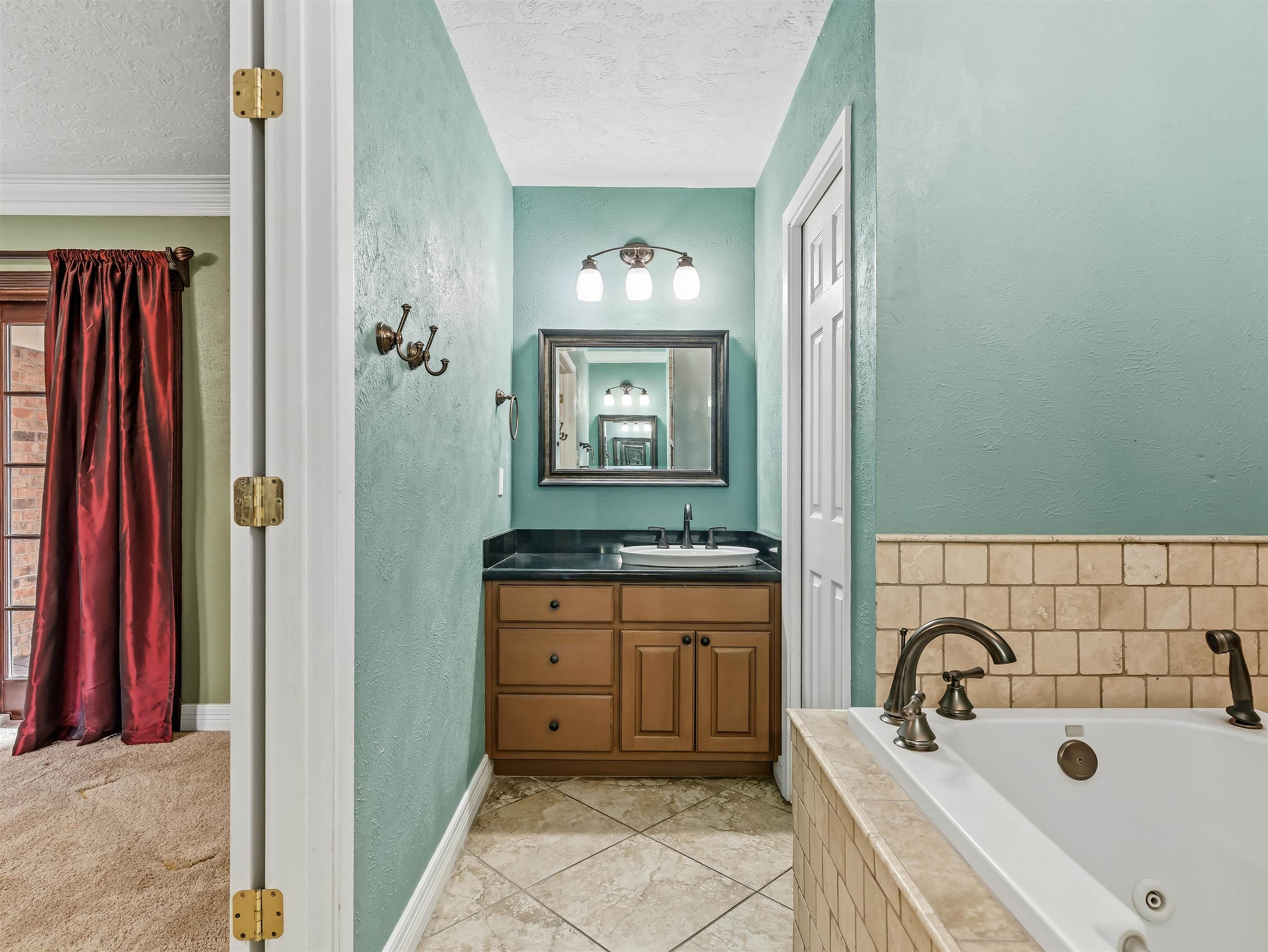 1990 Edson Drive Beaumont, TX 77706 - Photo 27 of 35