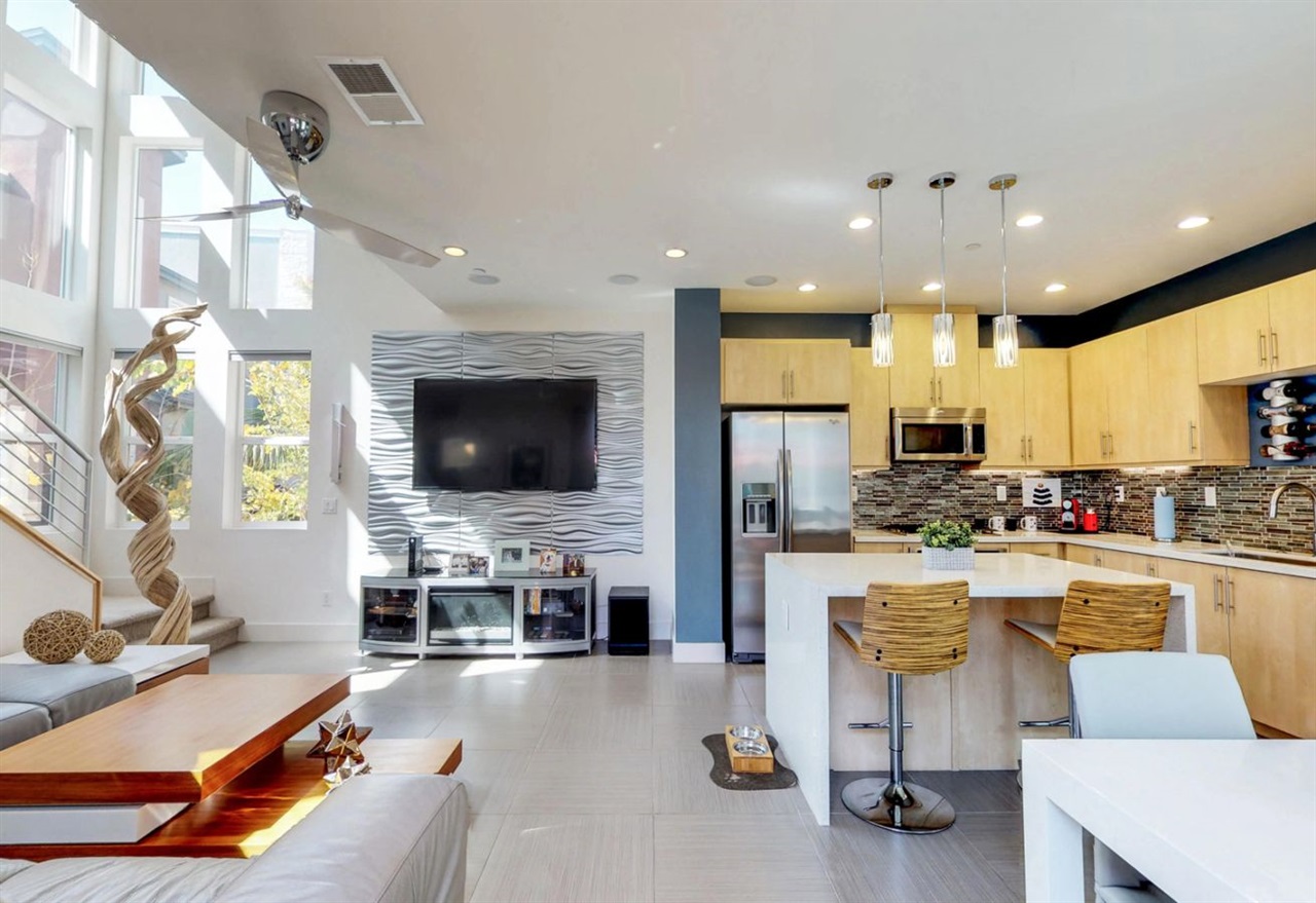 7835 Inception Way San Diego, CA 92108 - Photo 3 of 24