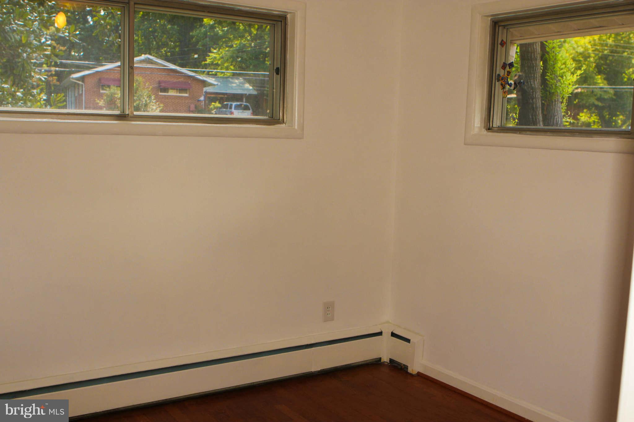 10104 Cornwall Road Fairfax, VA 22030 - Photo 9 of 18 Bedroom