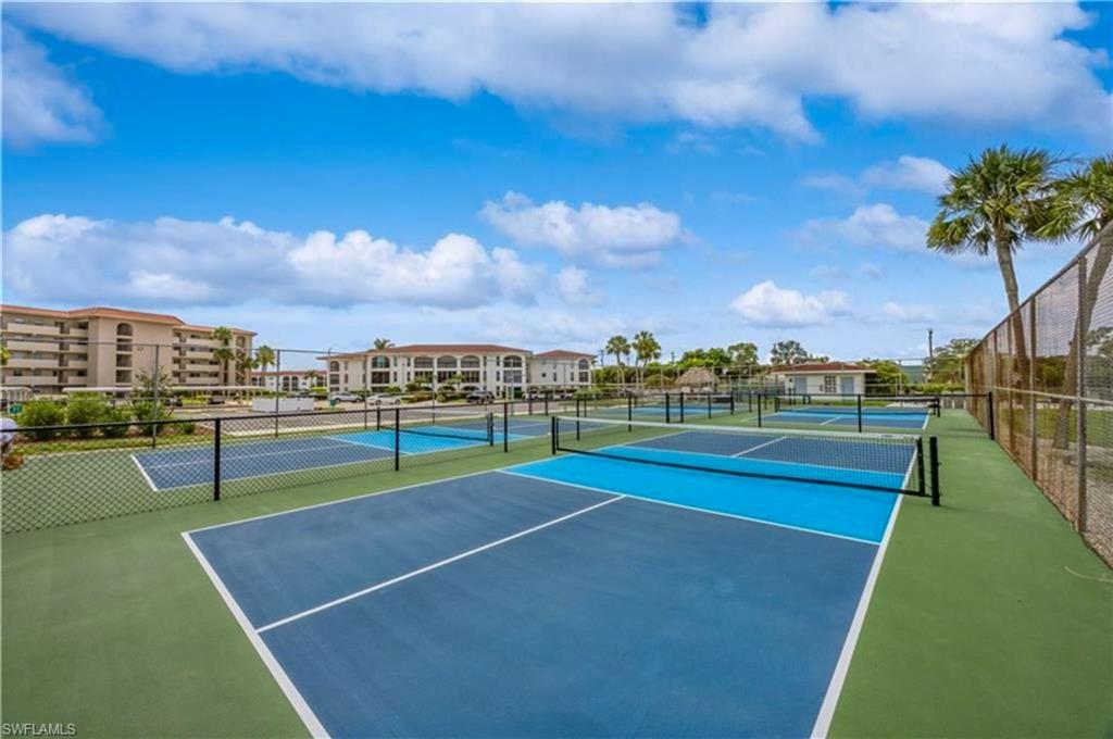 29 High Point Circle East, Unit 403 Naples, FL 34103 - Photo 44 of 50