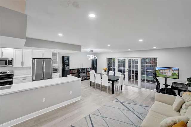 $430,000 | 3301 Raleigh Street, Unit 4B, Hollywood, FL 33021