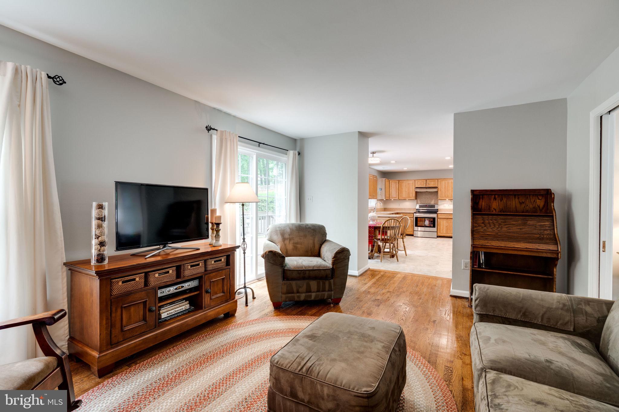 7314 Scarborough Street Springfield, VA 22153 - Photo 13 of 76