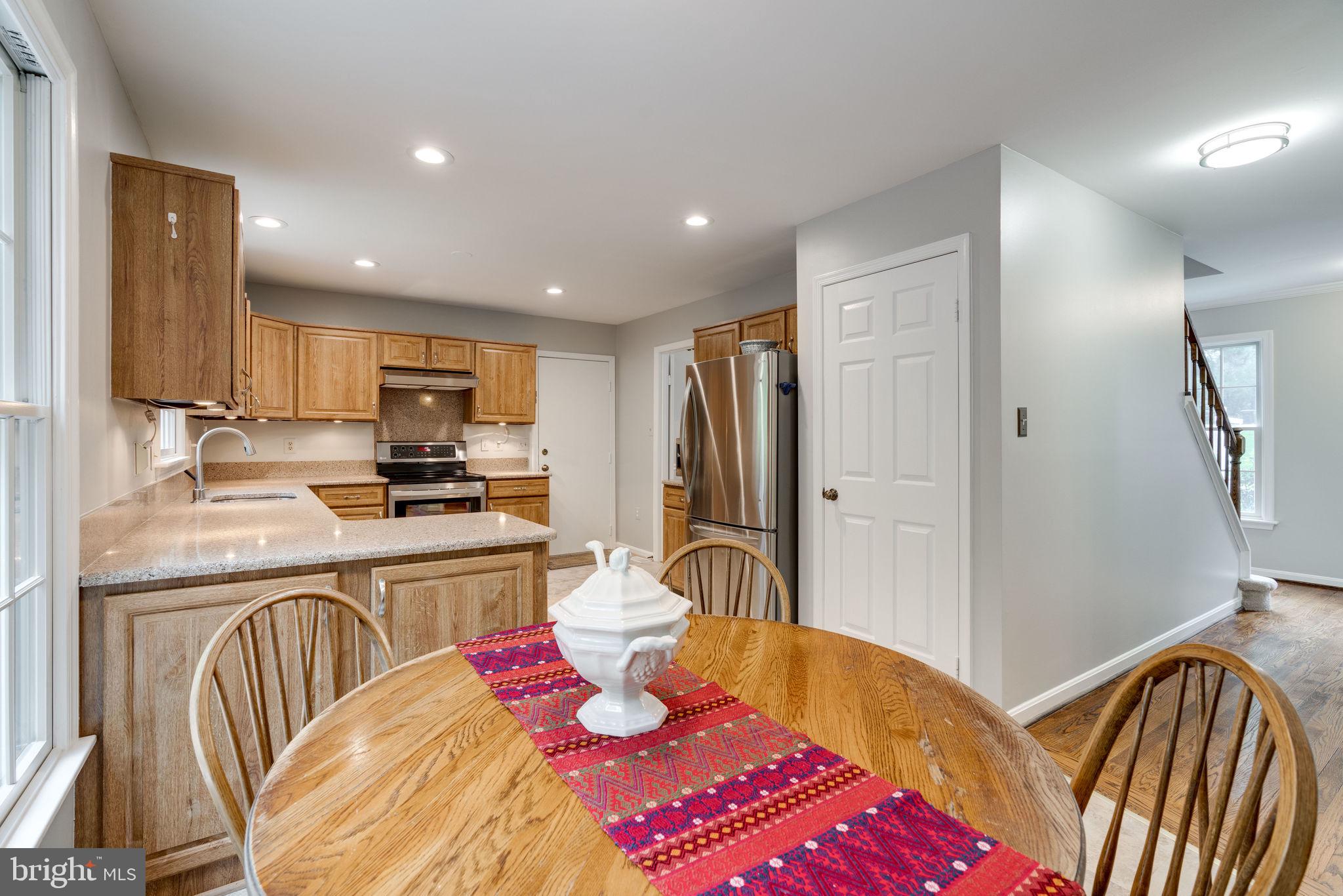 7314 Scarborough Street Springfield, VA 22153 - Photo 15 of 76