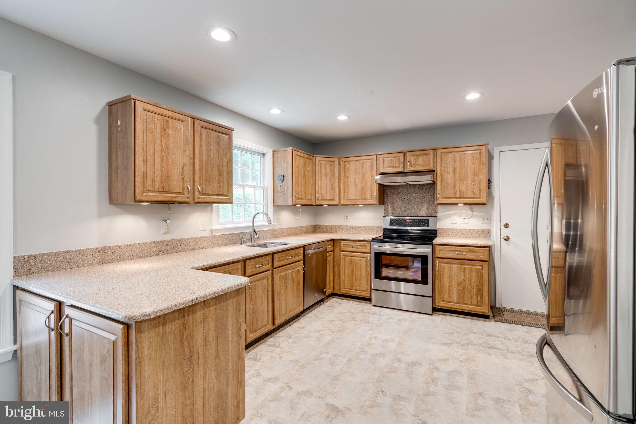 7314 Scarborough Street Springfield, VA 22153 - Photo 17 of 76