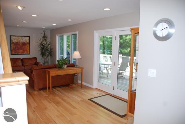 36 Highview Road Traverse City, MI 49696 - Photo 11 of 15 1724460-10.JPG