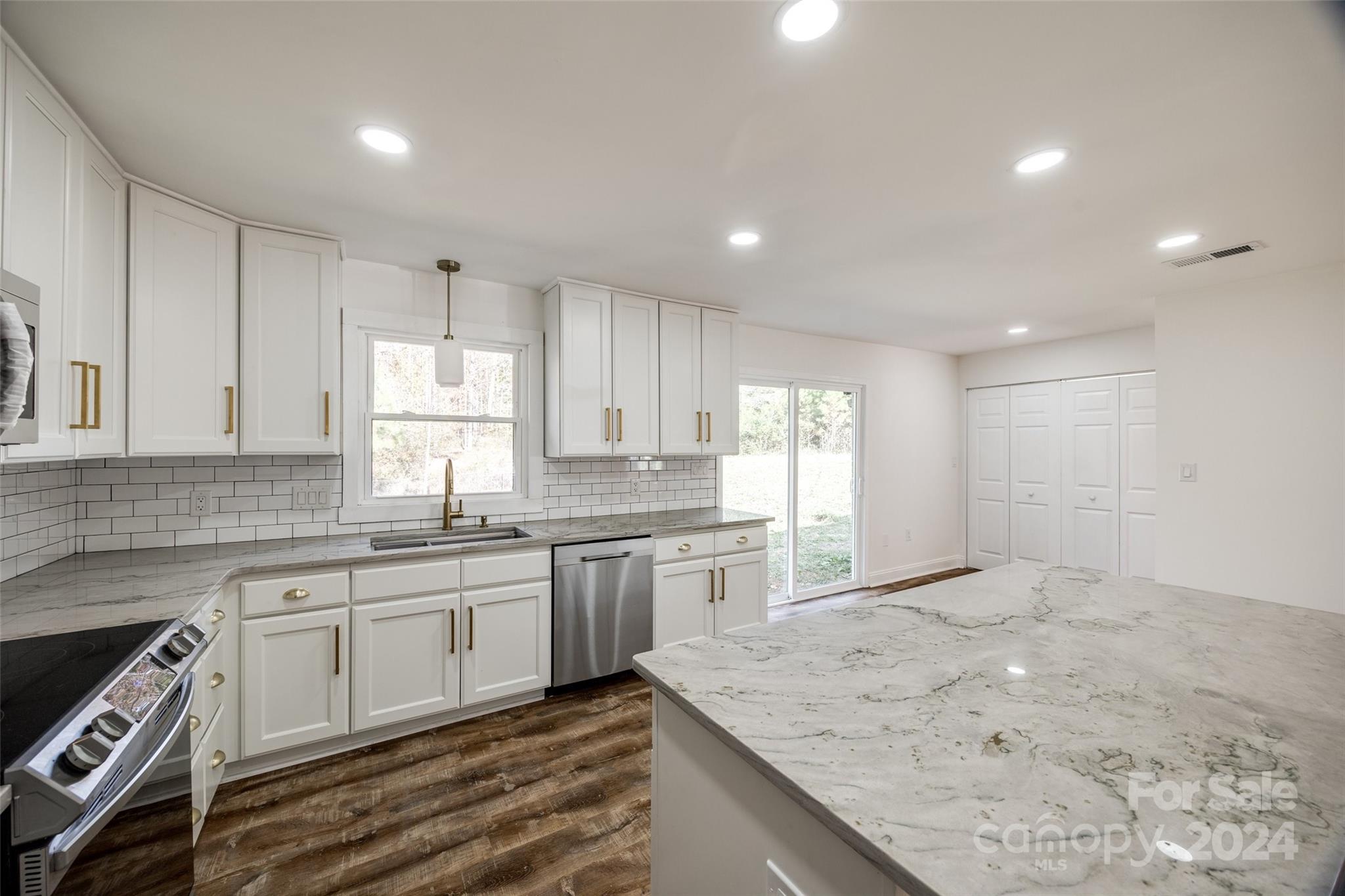 404 Long Creek Road Bessemer City, NC 28016 - Photo 7 of 23 Gallery Image 7
