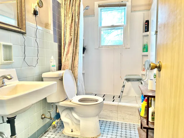 $329,900 | 1269 Garland Street, Allouez, WI 54301