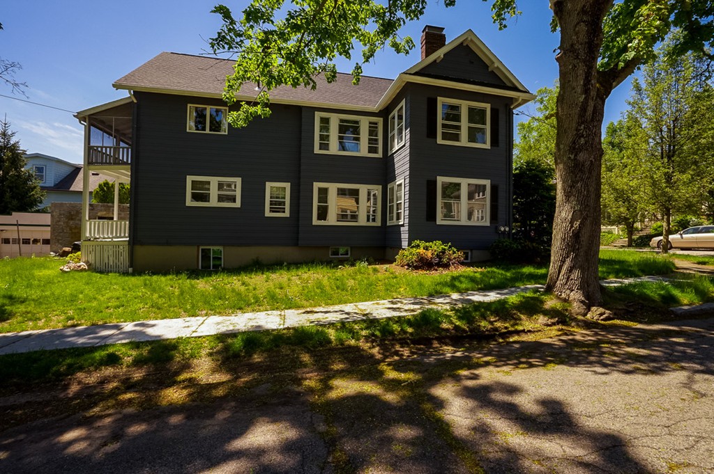 7 Gay Road Watertown, MA 02472 - Photo 3 of 25 Gallery Image 3