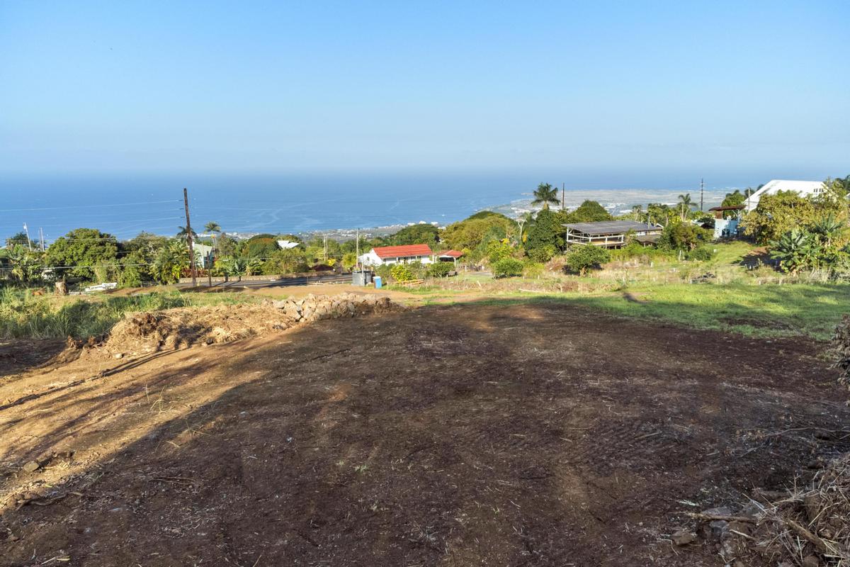 76-1015 Lot 2-a-2 Waiono Ranch Road Holualoa, HI 96725 - Photo 17 of 28 a view of a field with an ocean
