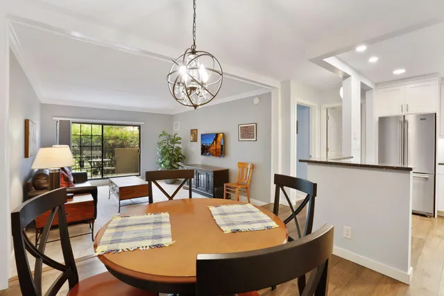 $1,650 | 6730 Vernon Avenue South, Unit 105, Edina, MN 55436