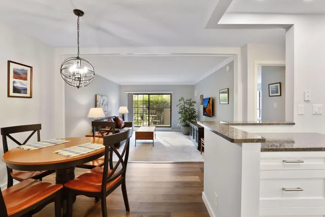 $1,650 | 6730 Vernon Avenue South, Unit 105, Edina, MN 55436