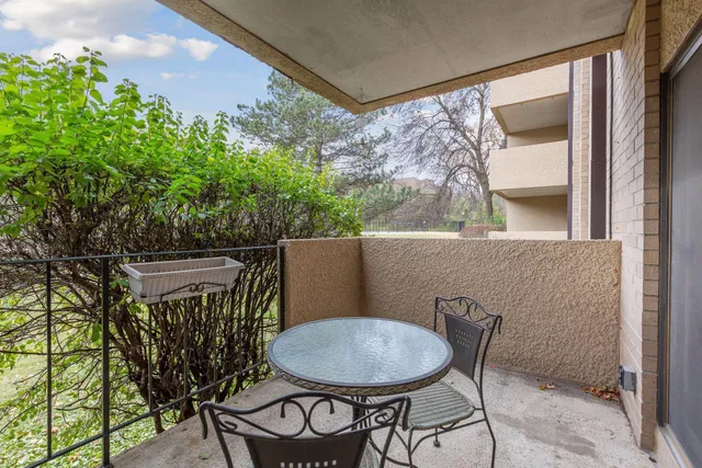 $1,650 | 6730 Vernon Avenue South, Unit 105, Edina, MN 55436