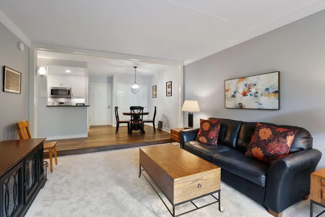 $1,650 | 6730 Vernon Avenue South, Unit 105, Edina, MN 55436