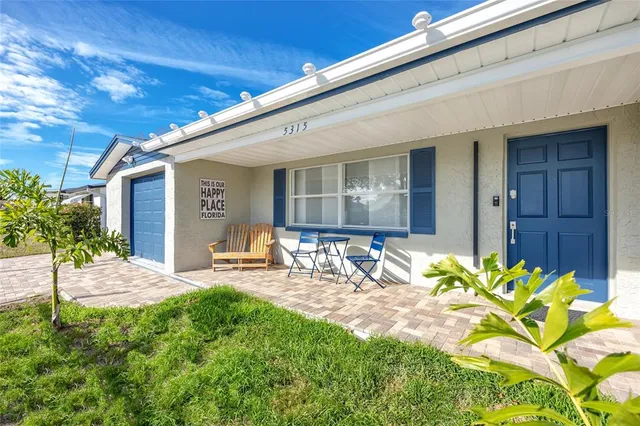 $2,300 | 5315 Sparrow Drive, Holiday, FL 34690