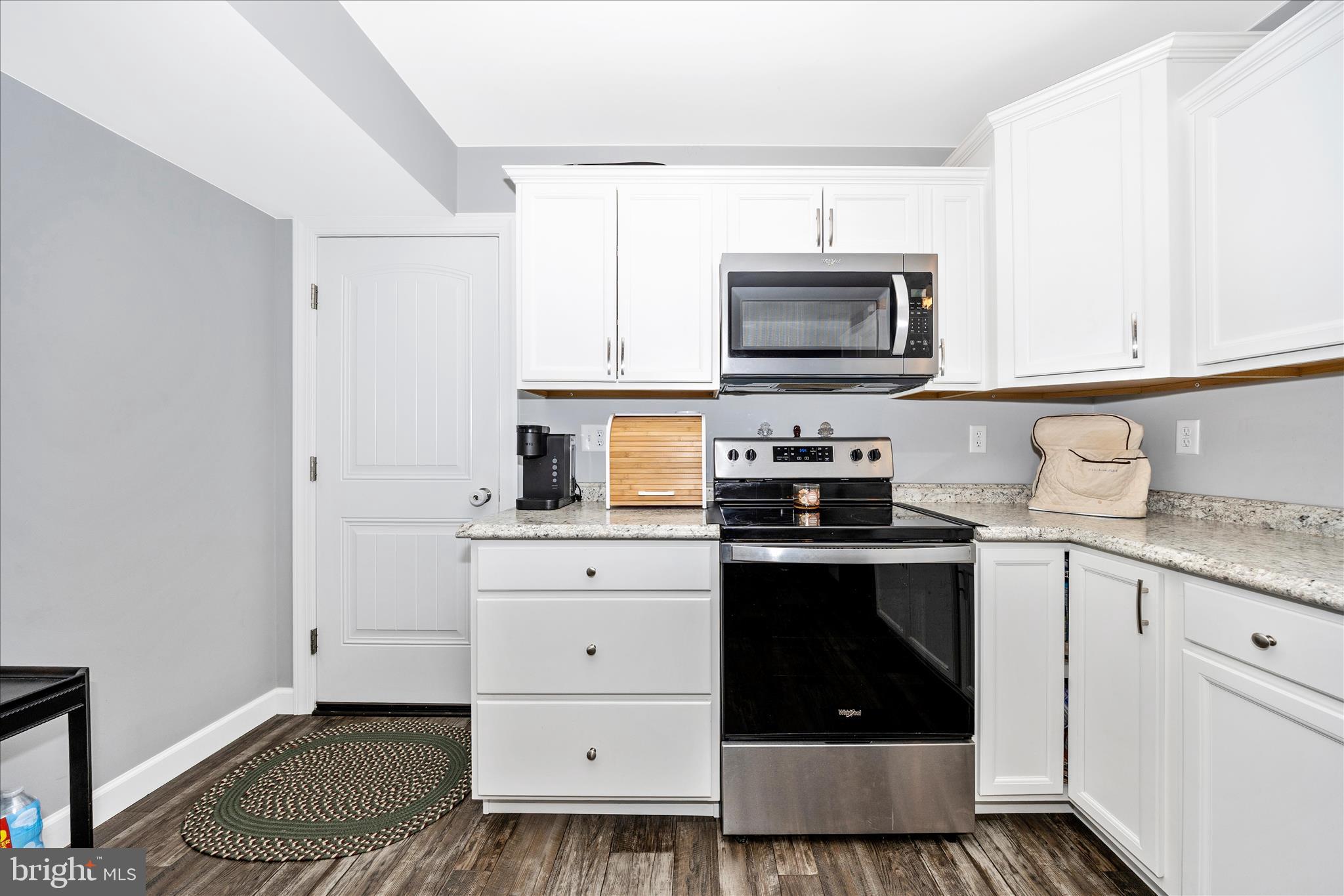 6060 Orrstown Road Orrstown, PA 17244 - Photo 16 of 56 Kitchen
