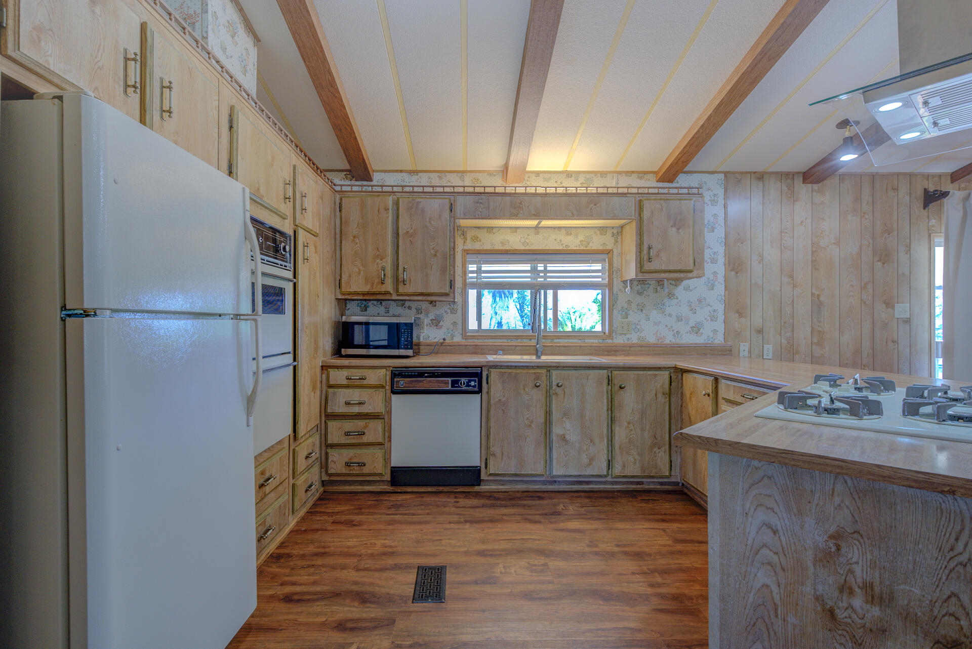 5110 Chestnut Street Anderson, CA 96007 - Photo 32 of 65 5110ChestnutStreet-8