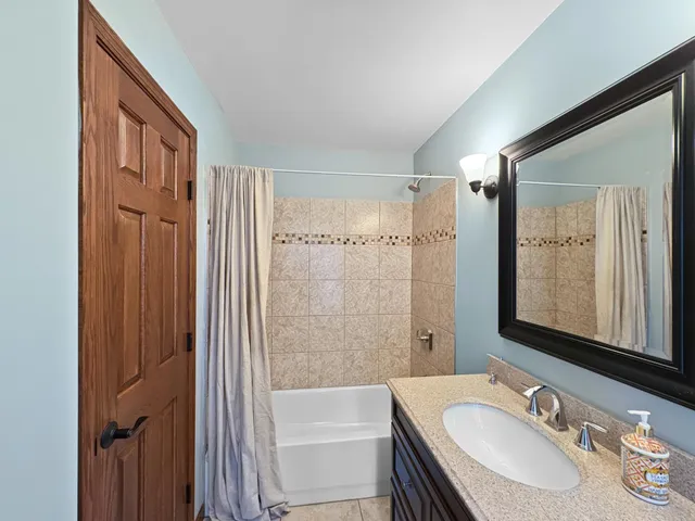 $4,695 | 4407 Curve Avenue, Edina, MN 55424