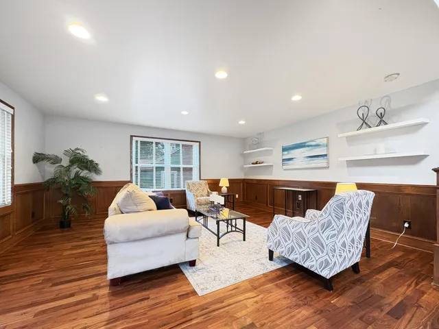 $4,695 | 4407 Curve Avenue, Edina, MN 55424