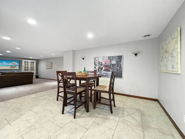 $4,695 | 4407 Curve Avenue, Edina, MN 55424