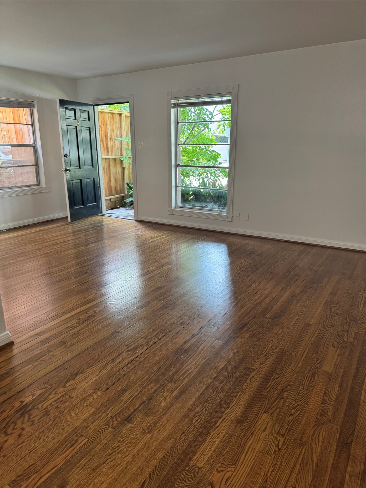 2245 Welch Street, Unit 2 Houston, TX 77019 - Photo 9 of 16
