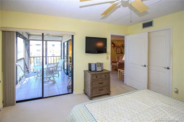 $440,000 | 4720 Northeast Sandpebble Trace, Unit 305, Jensen Beach, FL 34957