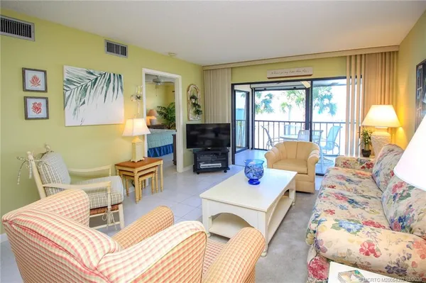 $440,000 | 4720 Northeast Sandpebble Trace, Unit 305, Jensen Beach, FL 34957
