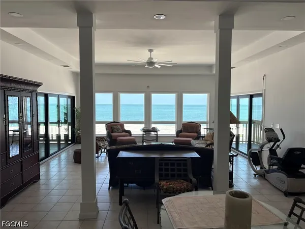 $1,850,000 | 484 Gulf Bend Drive, Captiva, FL 33924