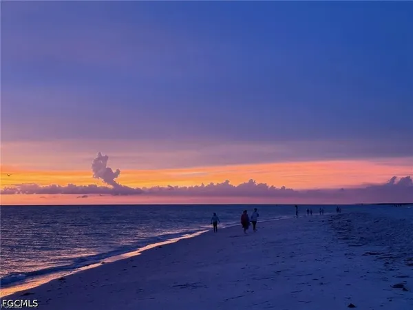 $1,850,000 | 484 Gulf Bend Drive, Captiva, FL 33924