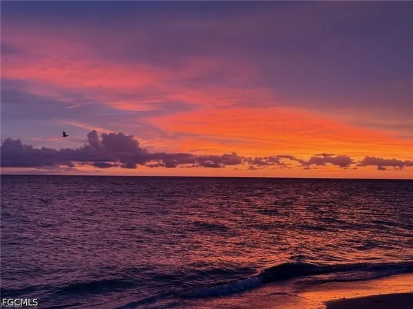 $1,850,000 | 484 Gulf Bend Drive, Captiva, FL 33924